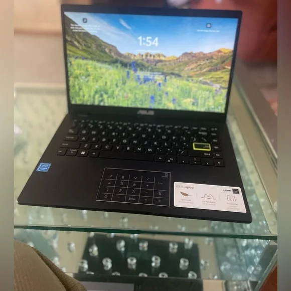 Asus laptop